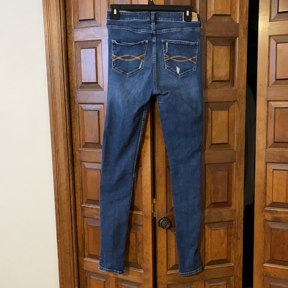 Abercrombie & Fitch Skinny Jean - 27/4 long - Picture 6 of 7